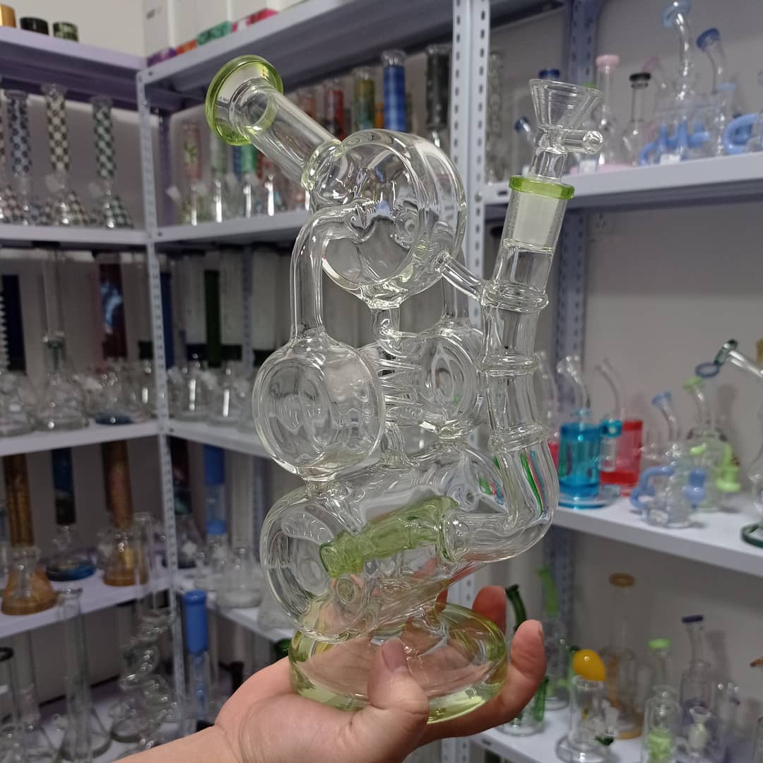 glass water pipe