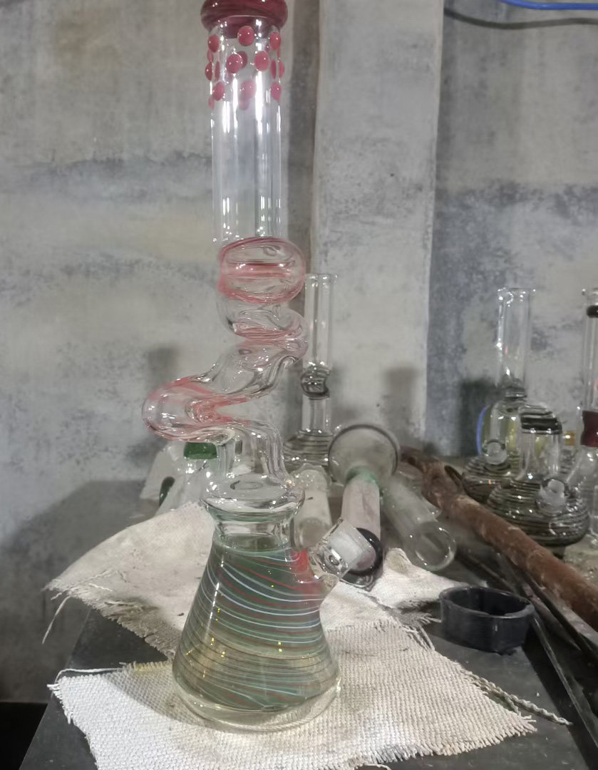 glass water pipe